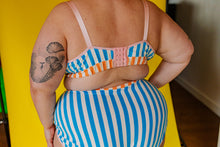 Afbeelding in Gallery-weergave laden, Beach Please Lounge Bralette
