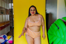 Afbeelding in Gallery-weergave laden, Sunny Side Up Lingerie Set
